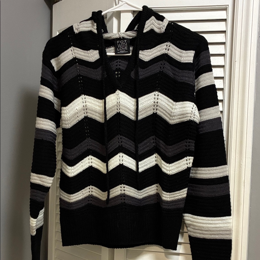 Black and Gray Hooded Juniors Sweater